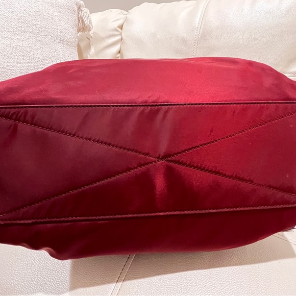 Marc Jacobs Burgundy Tote Bag - Picture 15 of 15